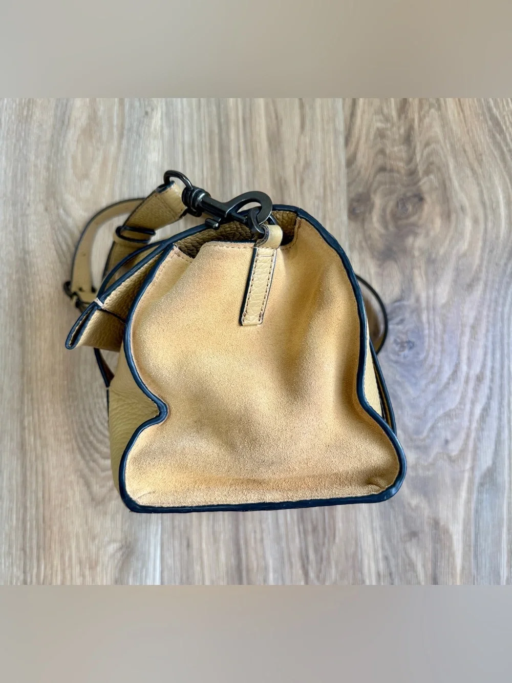Liebeskind Berlin Trudie XS Pebbled Leather Satchel Crossbody Bag Curry